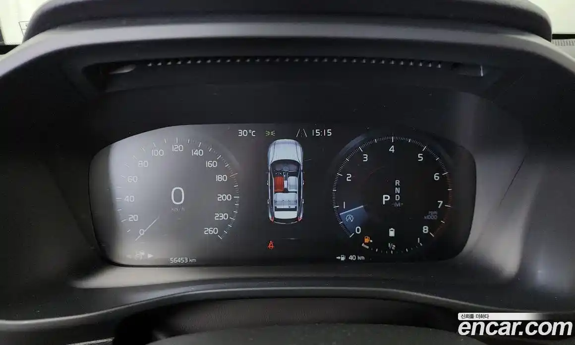 Volvo XC40 2021 2.0 автомат (гидро), фото 11