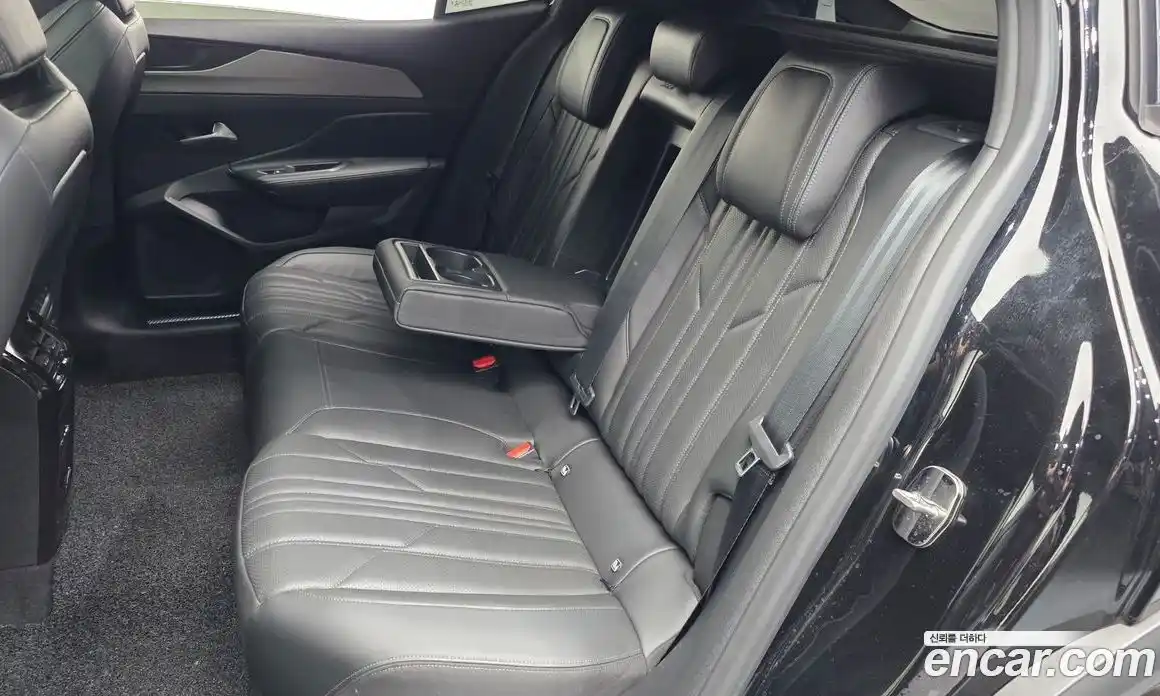 Peugeot 408 2023 1.2 автомат (гидро), фото 16