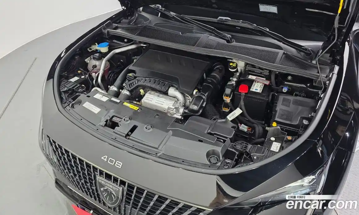 Peugeot 408 2023 1.2 автомат (гидро), фото 6