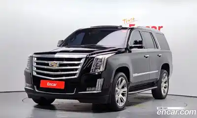 Cadillac Escalade 2018 6.2 автомат (гидро), миниатюра 1 Cadillac Escalade 2018 6.2 автомат (гидро), миниатюра 1