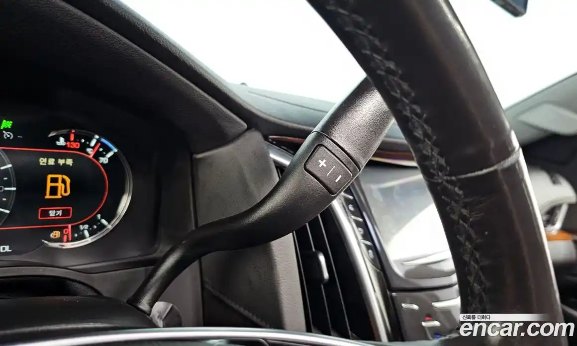 Cadillac Escalade 2018 6.2 автомат (гидро), фото 12 Cadillac Escalade 2018 6.2 автомат (гидро), фото 12