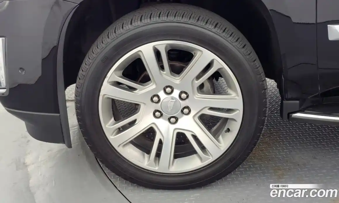Cadillac Escalade 2018 6.2 автомат (гидро), фото 5 Cadillac Escalade 2018 6.2 автомат (гидро), фото 5