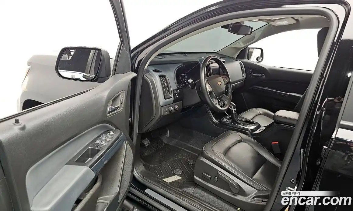 Chevrolet Colorado 2022 3.6 автомат (гидро), фото 10