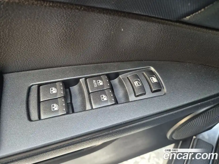 SsangYong Korando 2014 2.0 автомат (гидро), фото 11