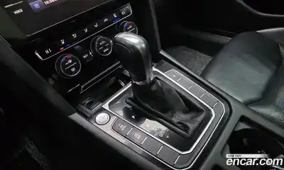 Volkswagen Arteon 2019 2.0 автомат (гидро), миниатюра 9