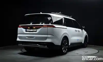 Kia Carnival 2023 2.2 автомат (гидро), миниатюра 2