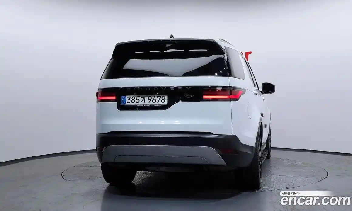Land Rover Discovery 2021 3.0 автомат (гидро), фото 4