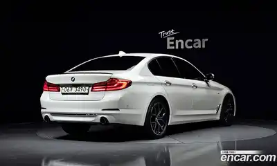 BMW 5 серия 2017 2.0 автомат (гидро), миниатюра 2