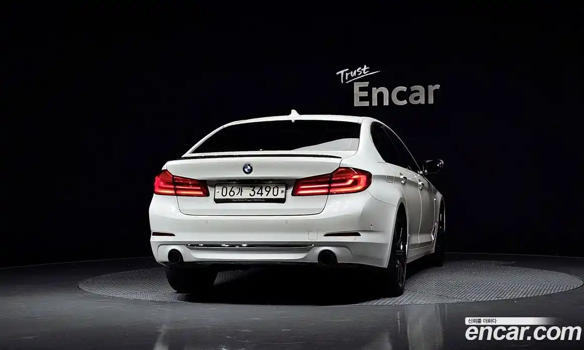 BMW 5 серия 2017 2.0 автомат (гидро), фото 4