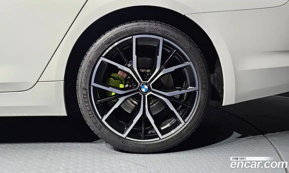 BMW 5 серия 2017 2.0 автомат (гидро), фото 7