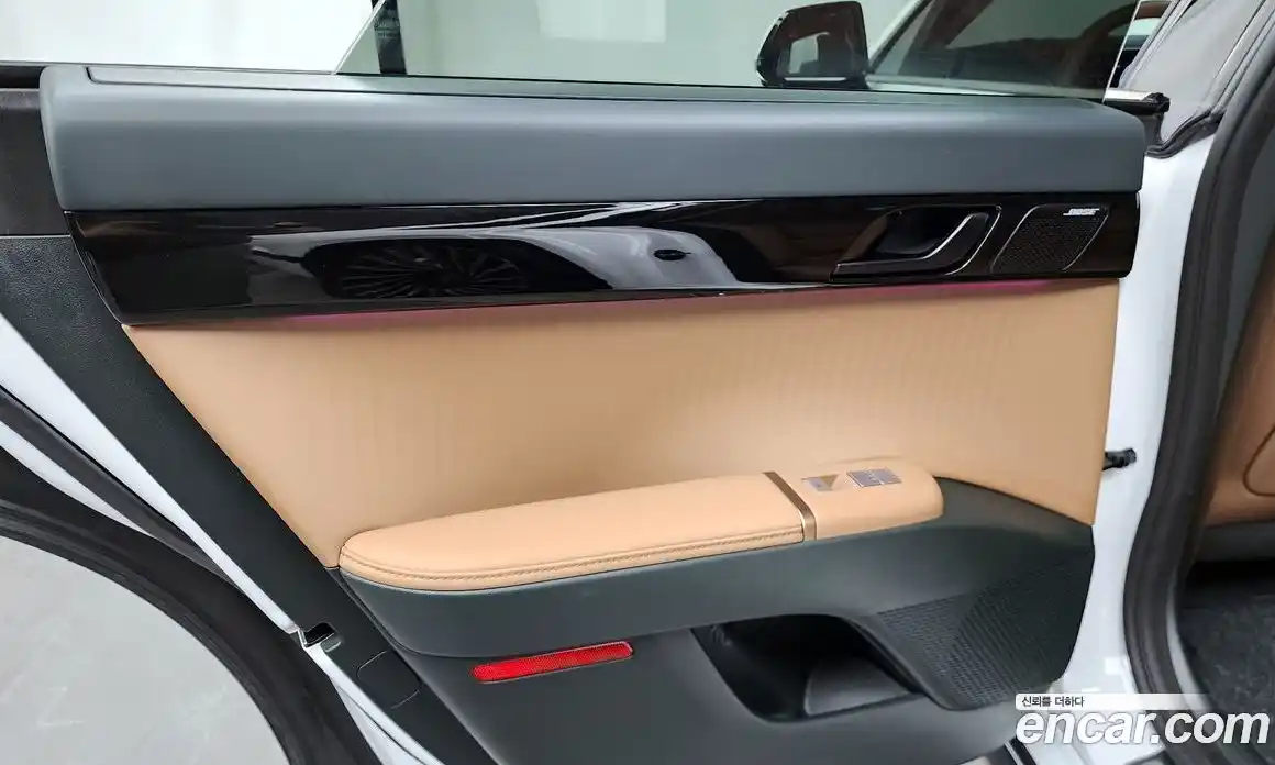 Hyundai Grandeur 2024 2.5 автомат (гидро), фото 14