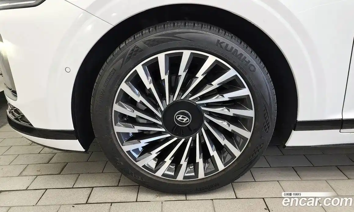 Hyundai Grandeur 2024 2.5 автомат (гидро), фото 5