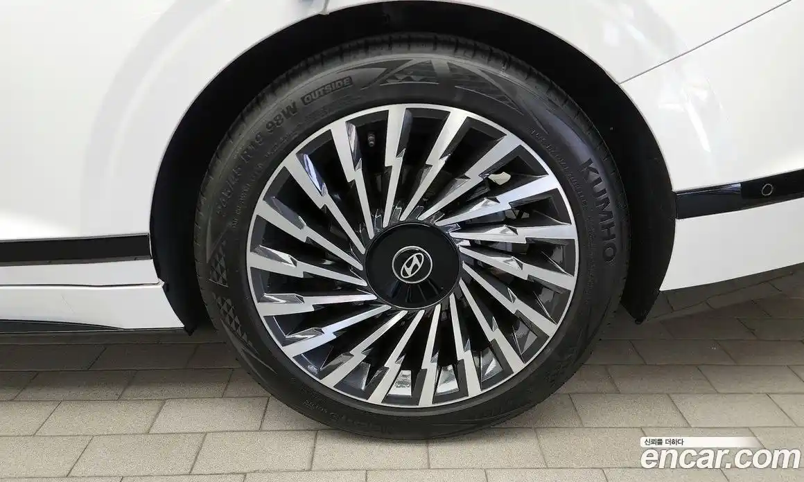 Hyundai Grandeur 2024 2.5 автомат (гидро), фото 7