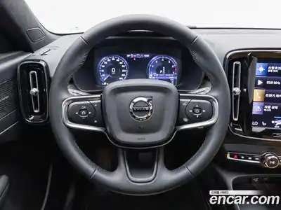 Volvo XC40 2022 2.0 автомат (гидро), миниатюра 12