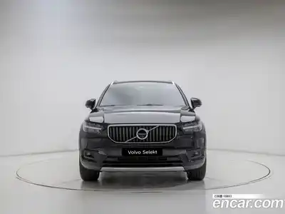Volvo XC40 2022 2.0 автомат (гидро), миниатюра 3