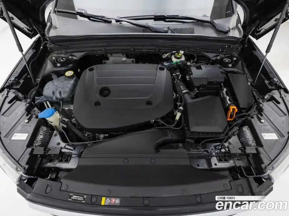 Volvo XC40 2022 2.0 автомат (гидро), фото 6