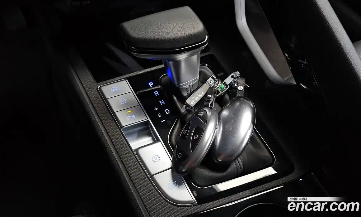 Hyundai Avante 2025 1.6 автомат (гидро), фото 11