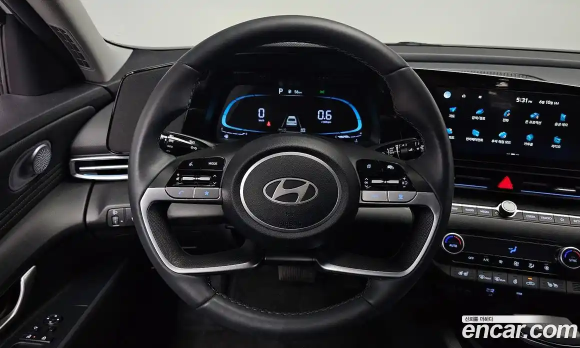 Hyundai Avante 2025 1.6 автомат (гидро), фото 18