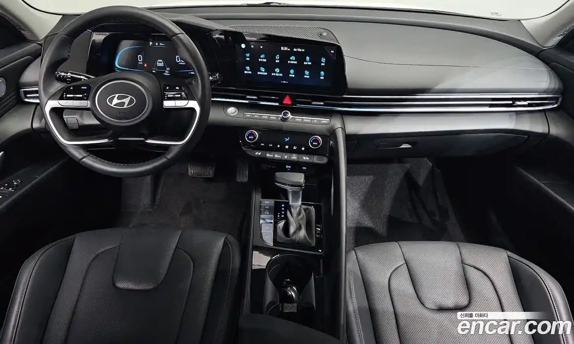 Hyundai Avante 2025 1.6 автомат (гидро), фото 9