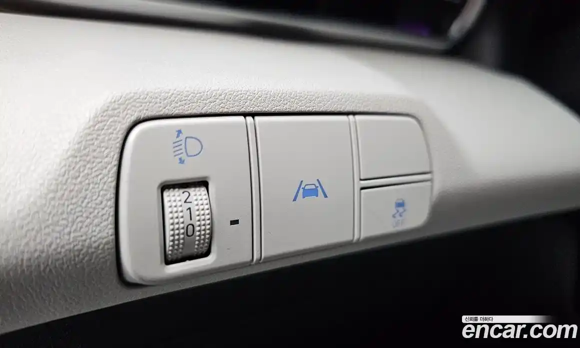 Hyundai Avante 2020 1.6 автомат (гидро), фото 19