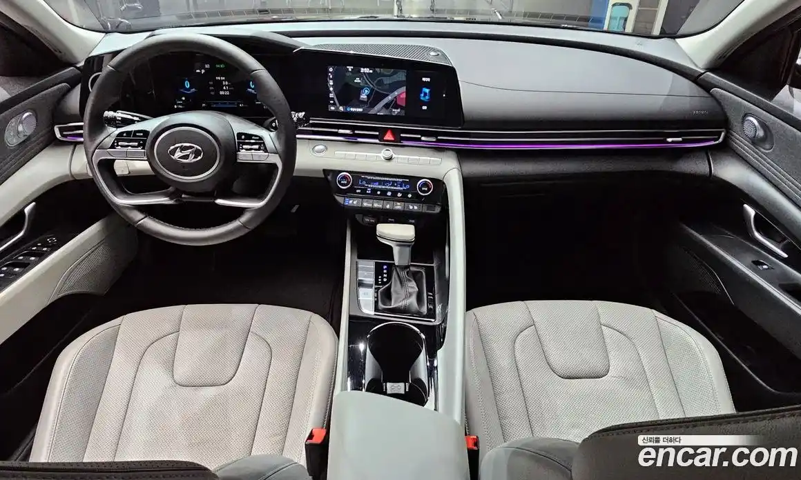 Hyundai Avante 2020 1.6 автомат (гидро), фото 7