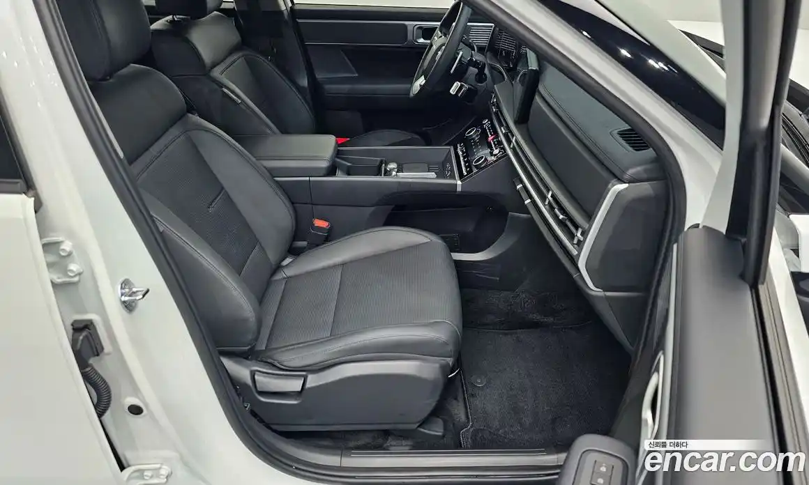 Hyundai Santa Fe 2025 2.5 автомат (гидро), фото 16