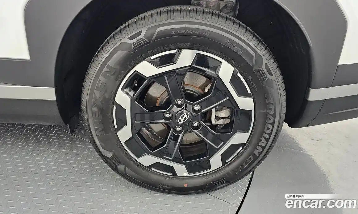 Hyundai Santa Fe 2025 2.5 автомат (гидро), фото 7