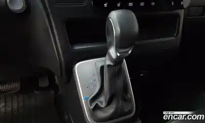 Hyundai Staria 2021 3.5 автомат (гидро), миниатюра 11