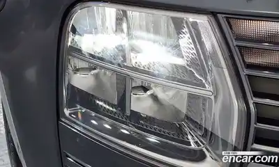 Hyundai Staria 2021 3.5 автомат (гидро), миниатюра 7