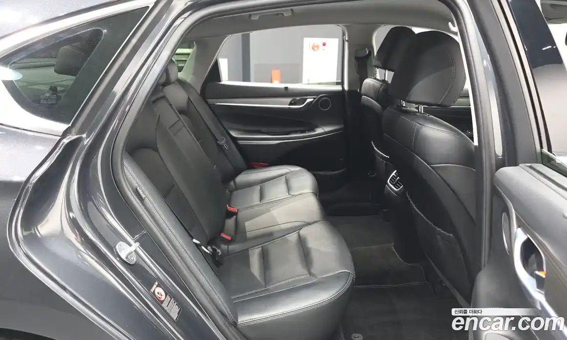 Hyundai Grandeur 2017 3.0 автомат (гидро), фото 12
