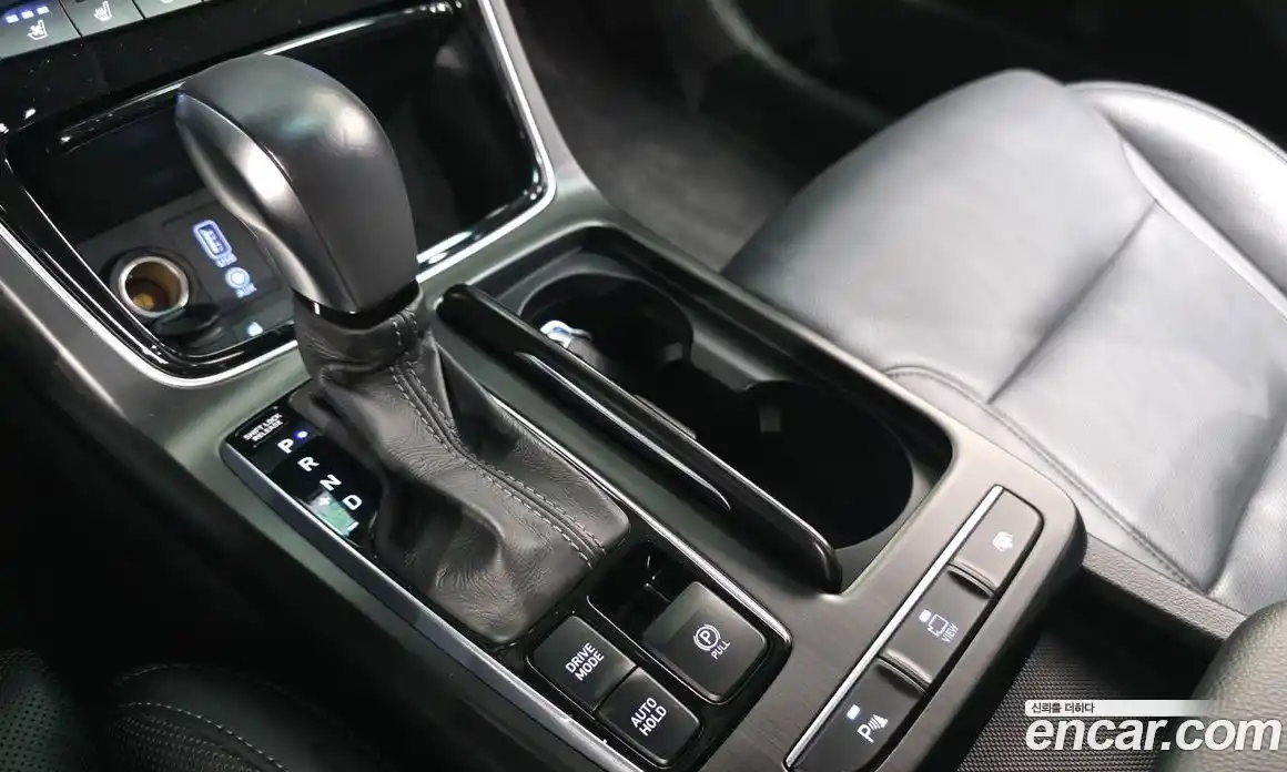 Hyundai Grandeur 2017 3.0 автомат (гидро), фото 9