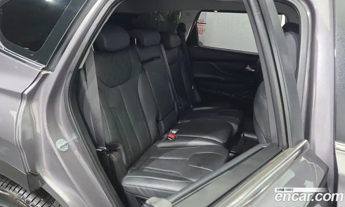 Hyundai Santa Fe 2022 2.2 автомат (гидро), фото 18