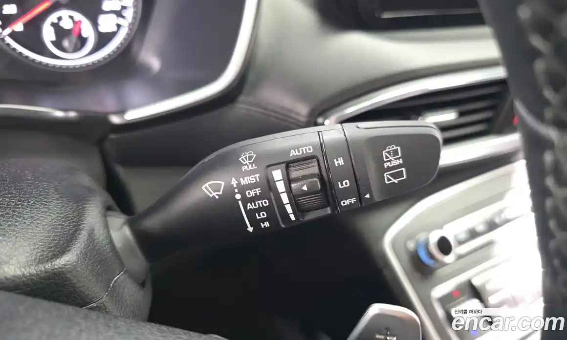 Hyundai Santa Fe 2022 2.2 автомат (гидро), фото 28