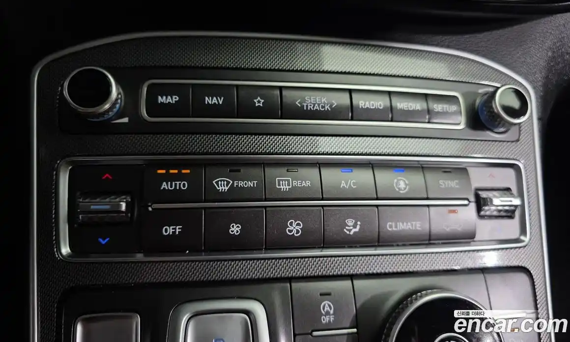 Hyundai Santa Fe 2022 2.2 автомат (гидро), фото 31