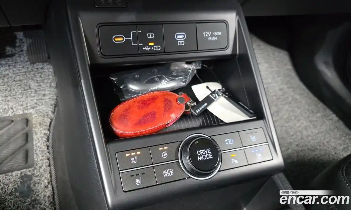 Hyundai Kona 2023 1.6 автомат (гидро), фото 24