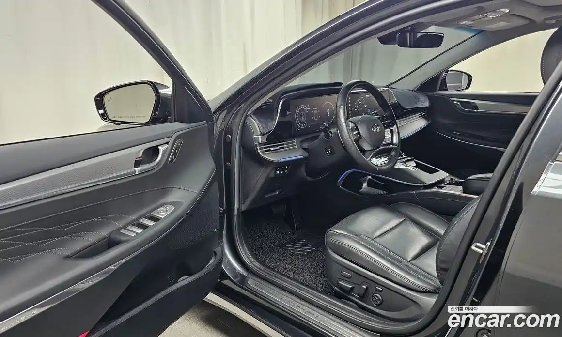 Hyundai Grandeur 2022 3.3 автомат (гидро), фото 13