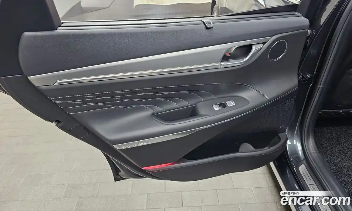 Hyundai Grandeur 2022 3.3 автомат (гидро), фото 15
