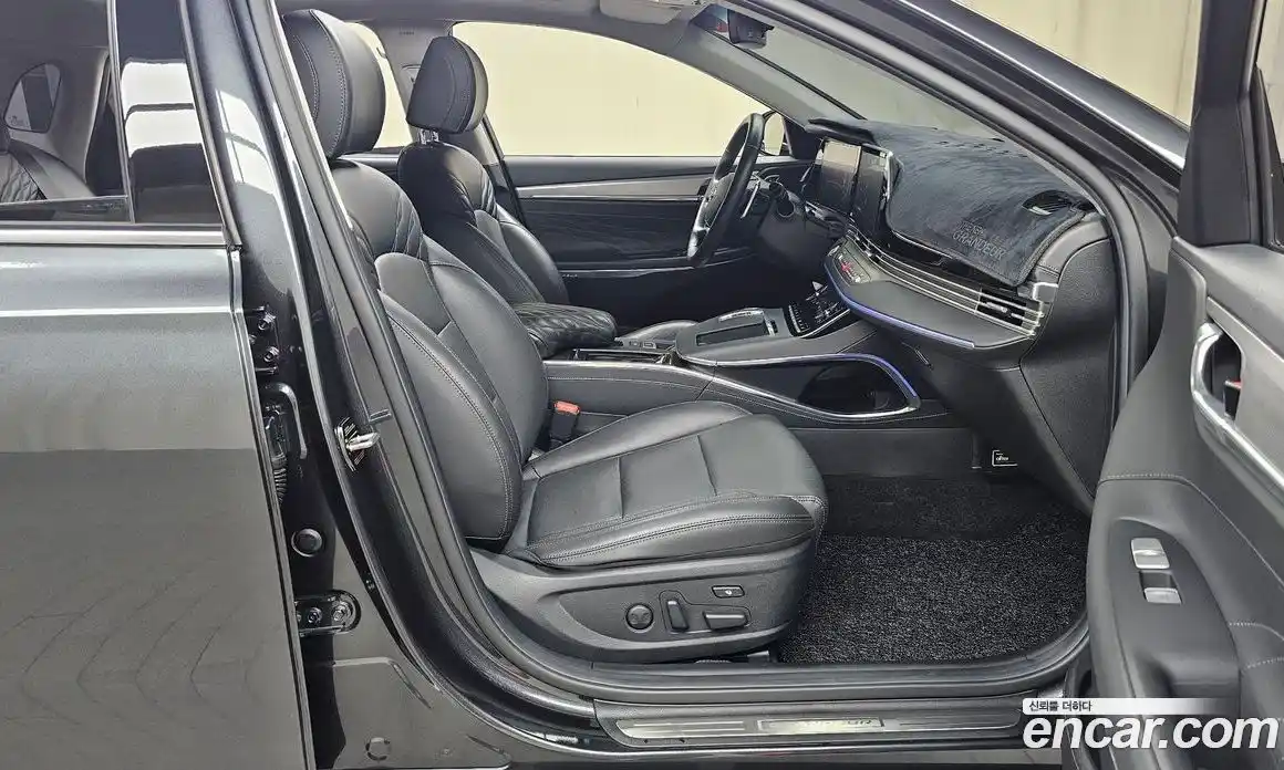 Hyundai Grandeur 2022 3.3 автомат (гидро), фото 16