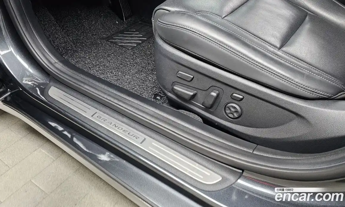 Hyundai Grandeur 2022 3.3 автомат (гидро), фото 29