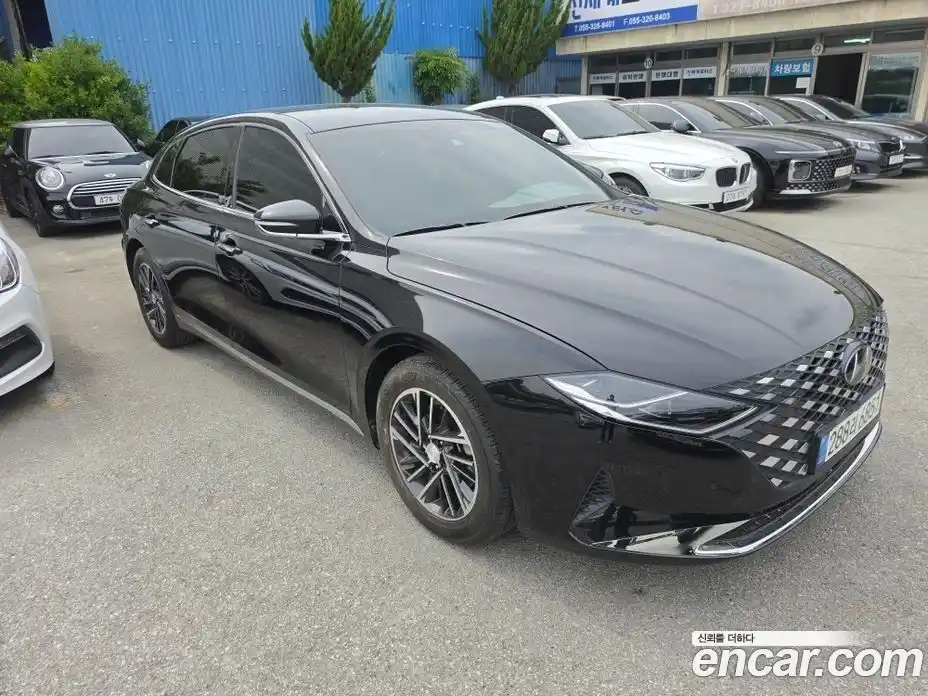 Hyundai Grandeur 2021 2.5 автомат (гидро), фото 3