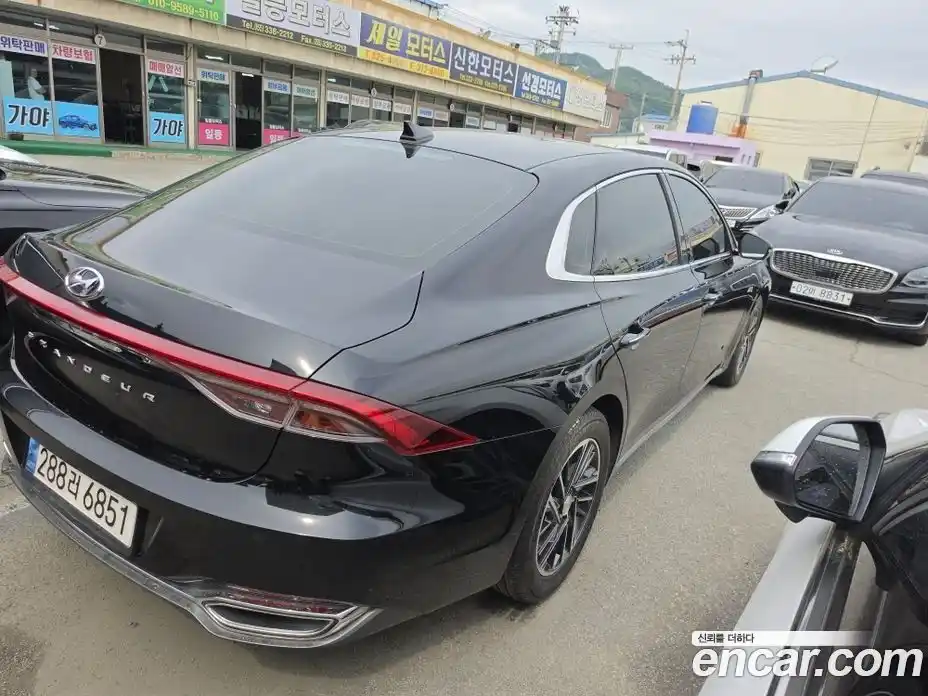 Hyundai Grandeur 2021 2.5 автомат (гидро), фото 6