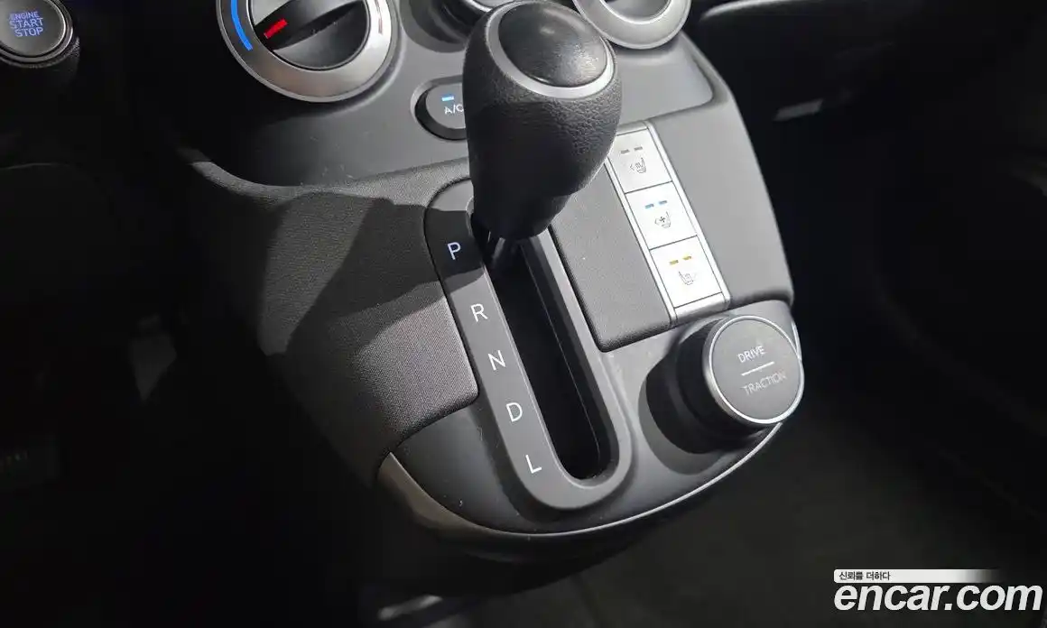 Hyundai Casper 2022 1.0 автомат (гидро), фото 12
