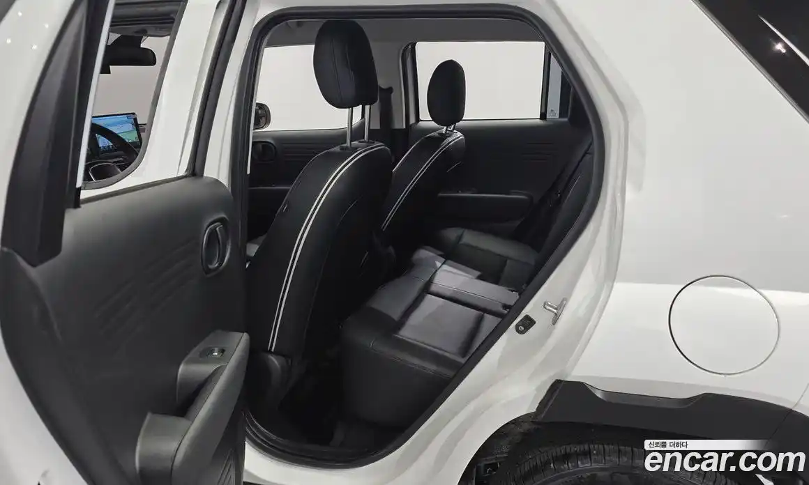 Hyundai Casper 2022 1.0 автомат (гидро), фото 17