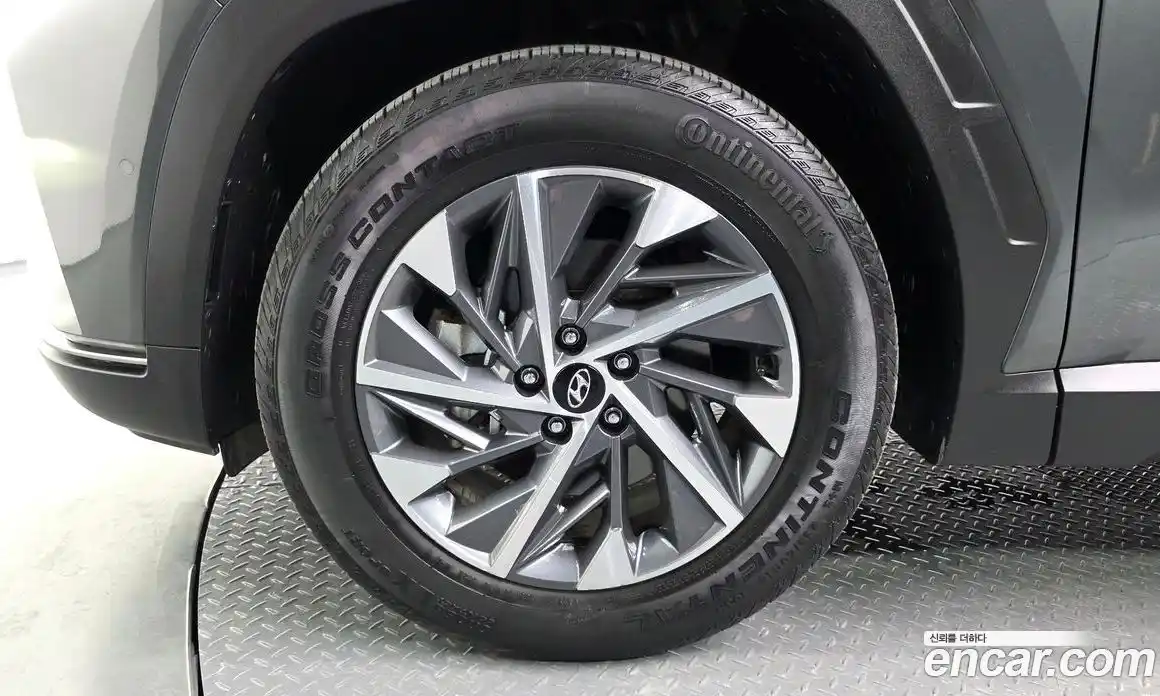 Hyundai Tucson 2023 1.6 автомат (гидро), фото 5