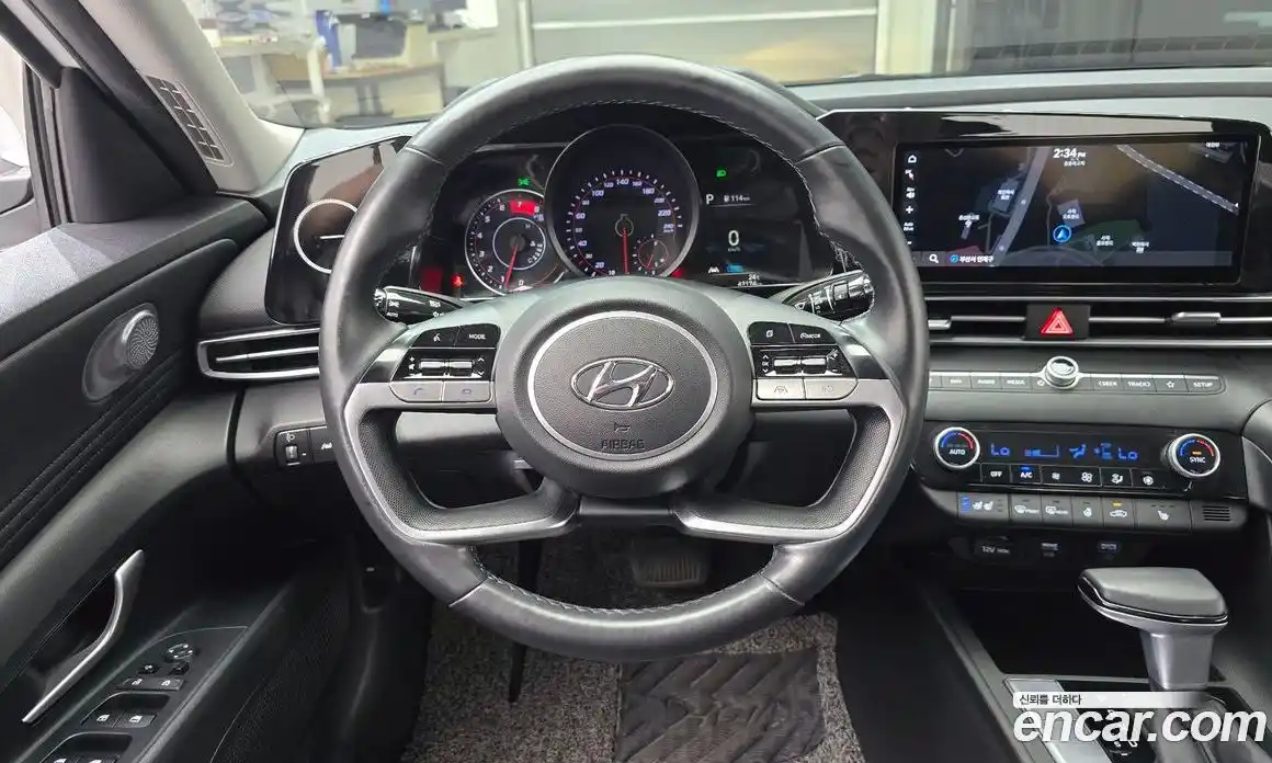 Hyundai Avante 2021 1.6 автомат (гидро), фото 13