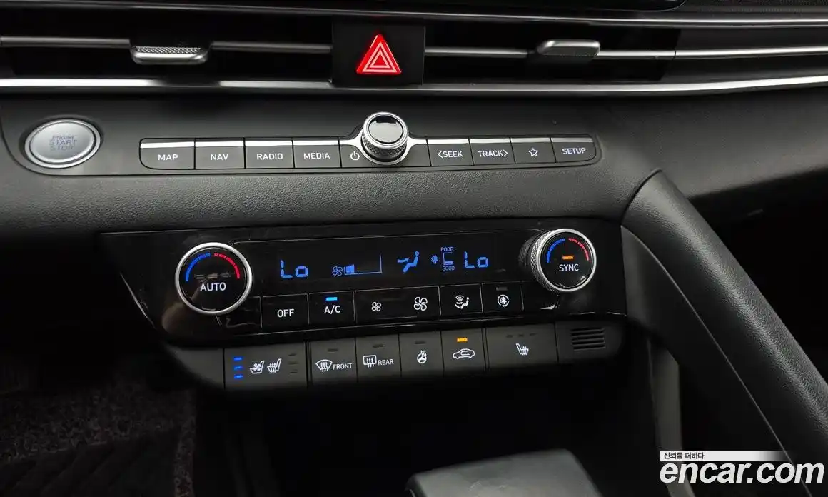 Hyundai Avante 2021 1.6 автомат (гидро), фото 17