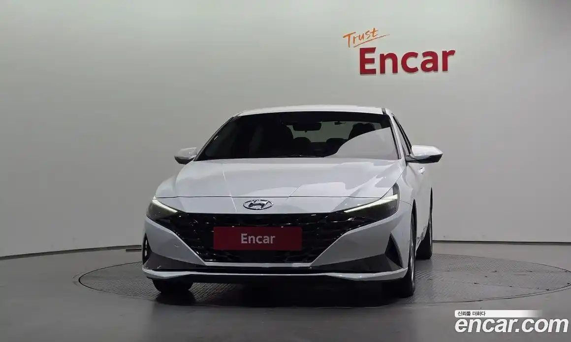 Hyundai Avante 2021 1.6 автомат (гидро), фото 3