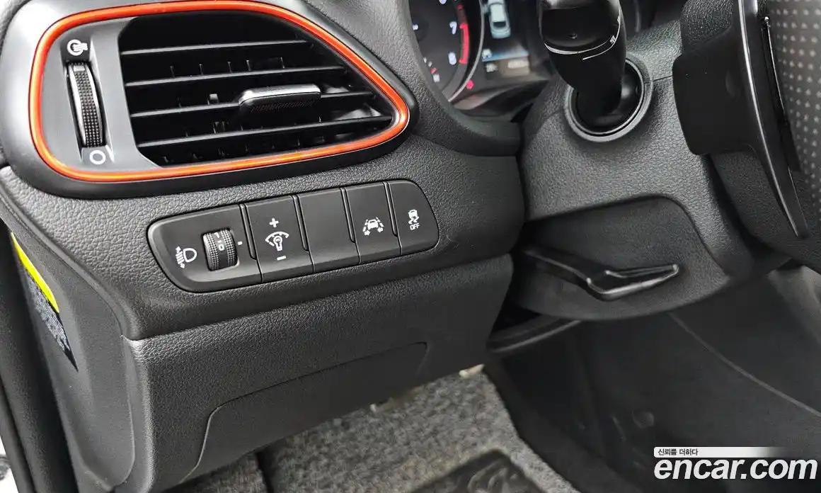Hyundai i30 2019 1.6 автомат (гидро), фото 27