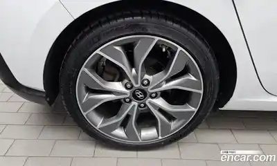 Hyundai i30 2019 1.6 автомат (гидро), миниатюра 5