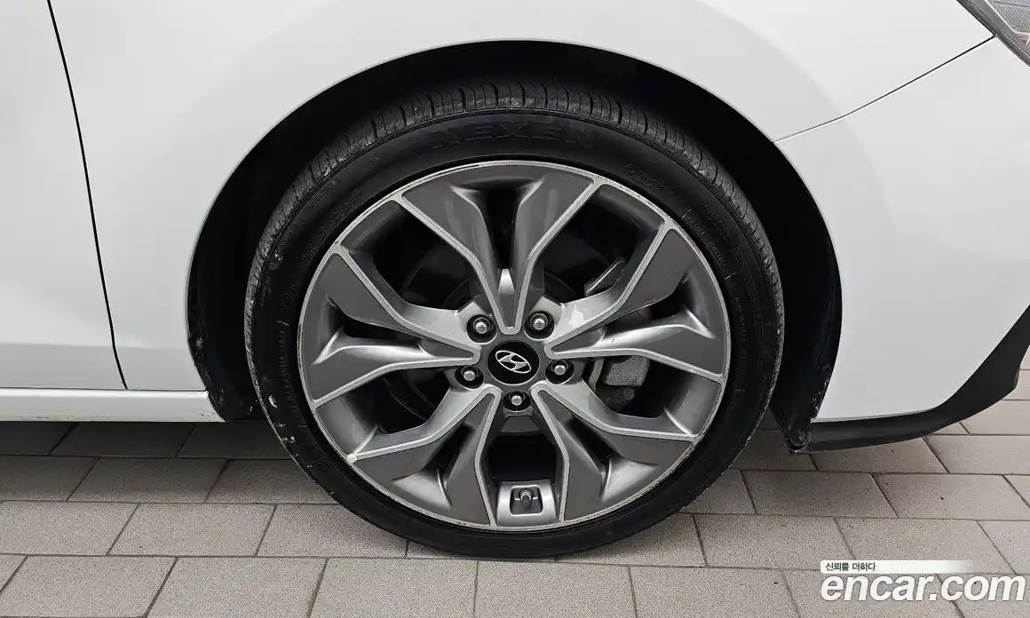 Hyundai i30 2019 1.6 автомат (гидро), фото 7